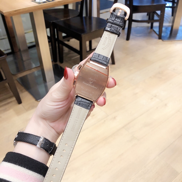 ブランド時計内部構造